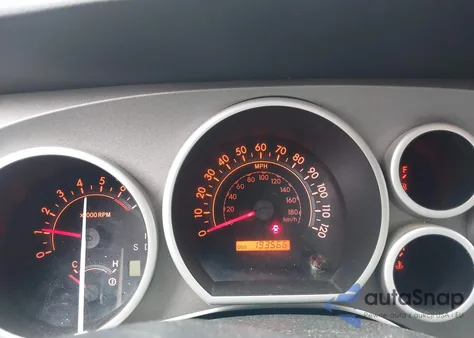 2013 Toyota Tundra Grade 5.7L V8 z USA, uszkodzony, nr VIN 5TFUW5F11DX271319